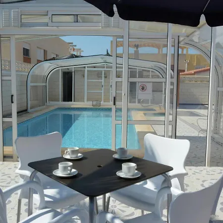 Modern In With Swimming Pool Вілла